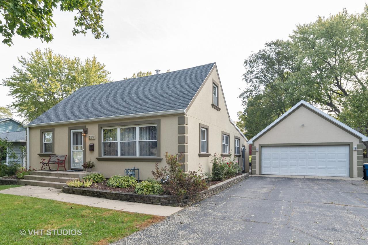 235 N Eastern Ave., Bartlett, IL 60103