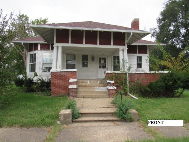 15 W Walnut St., Piper City, IL 60959