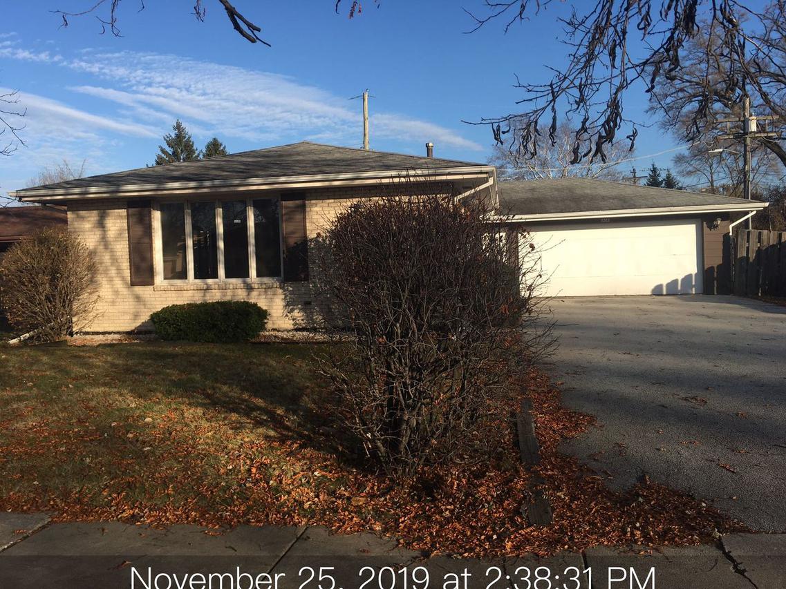 16141 Michigan Ave., South Holland, IL 60473