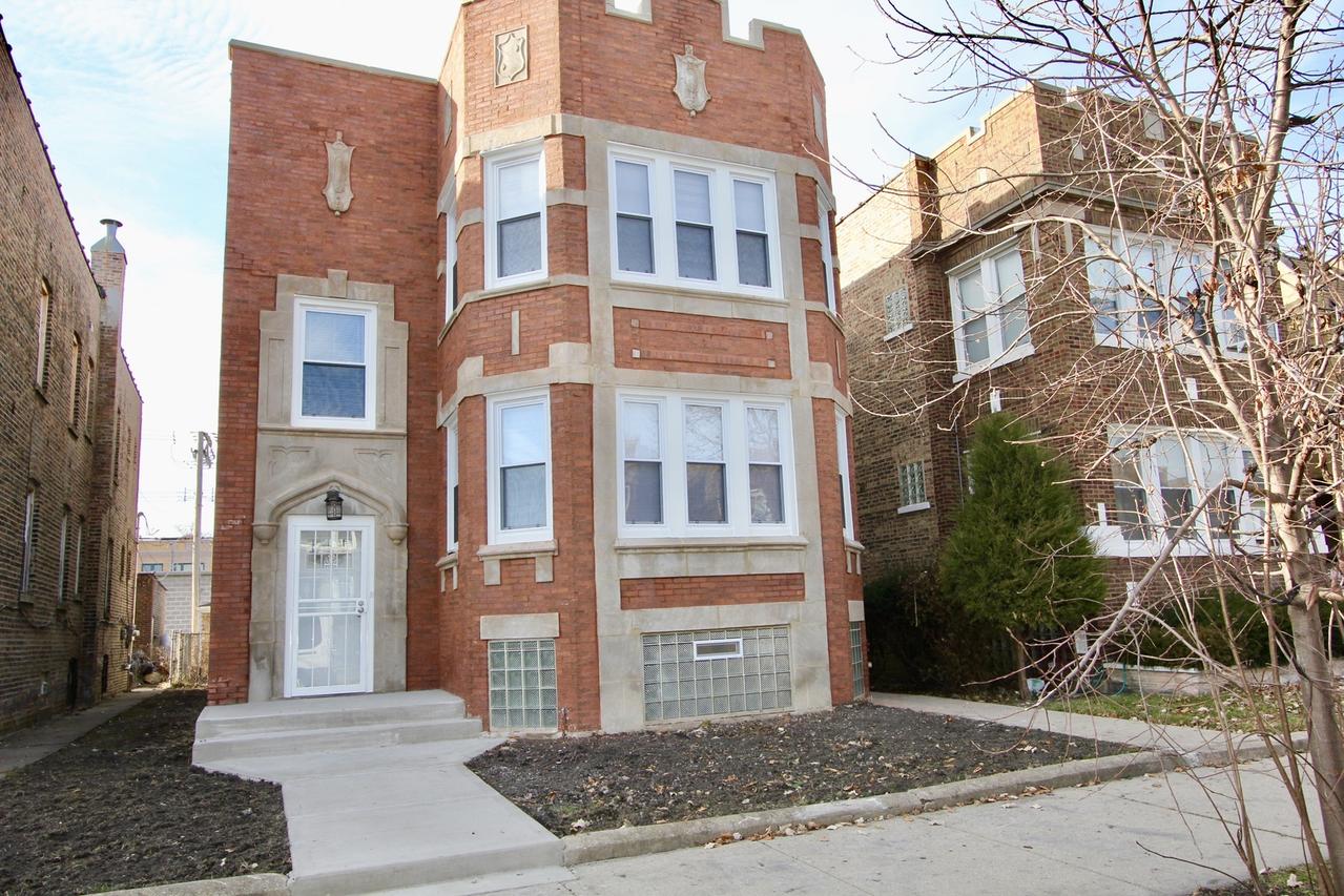 8246 S May St., Chicago, IL 60620