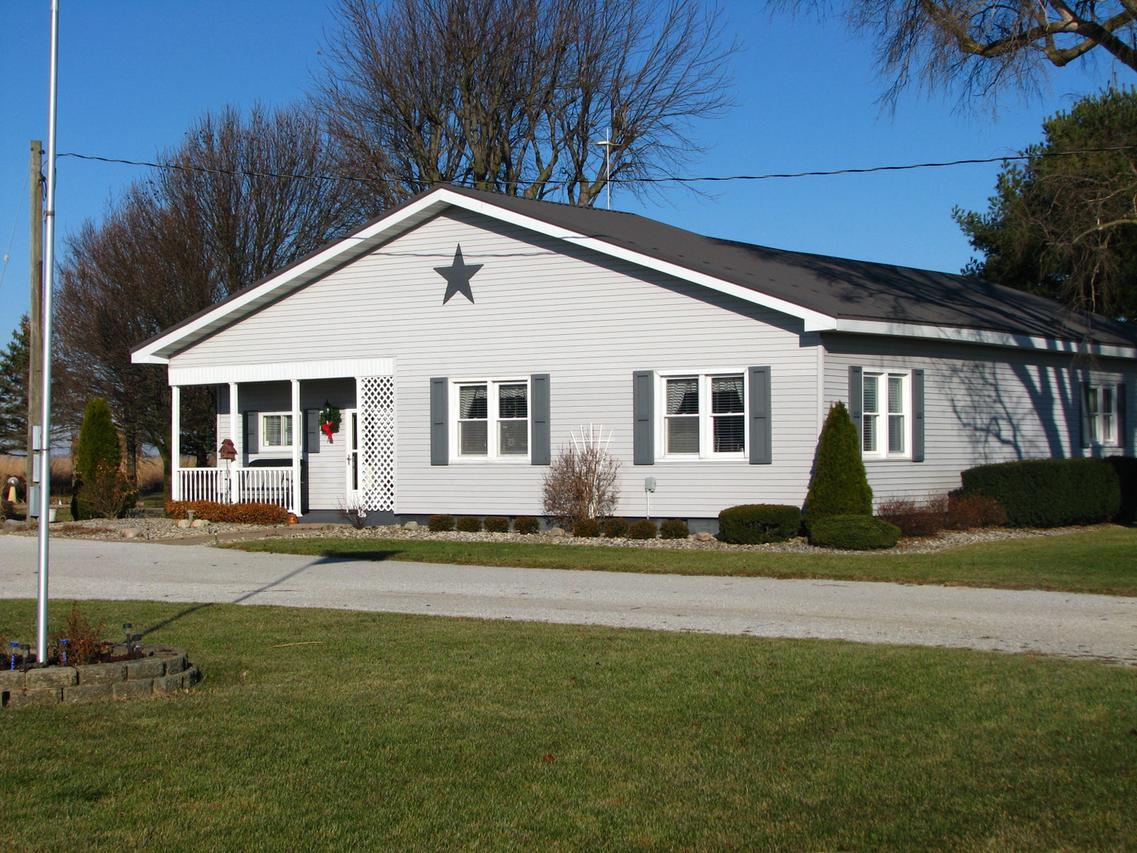 350 N County Road 1675e, Hindsboro, IL 61930