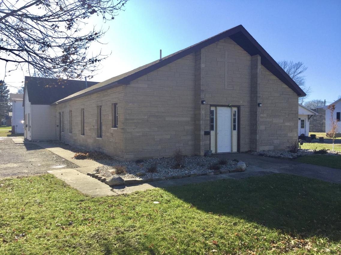 721 E Illinois St., Arthur, IL 61911