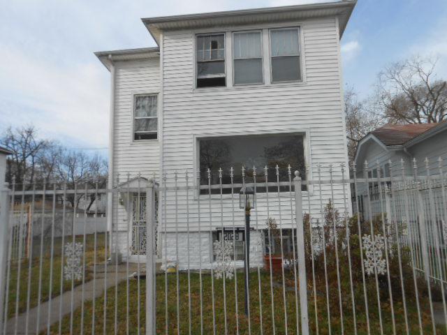 12028 S La Salle St., Chicago, IL 60628