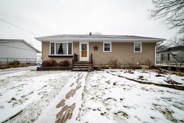 222 Willett Ave., Dixon, IL 61021