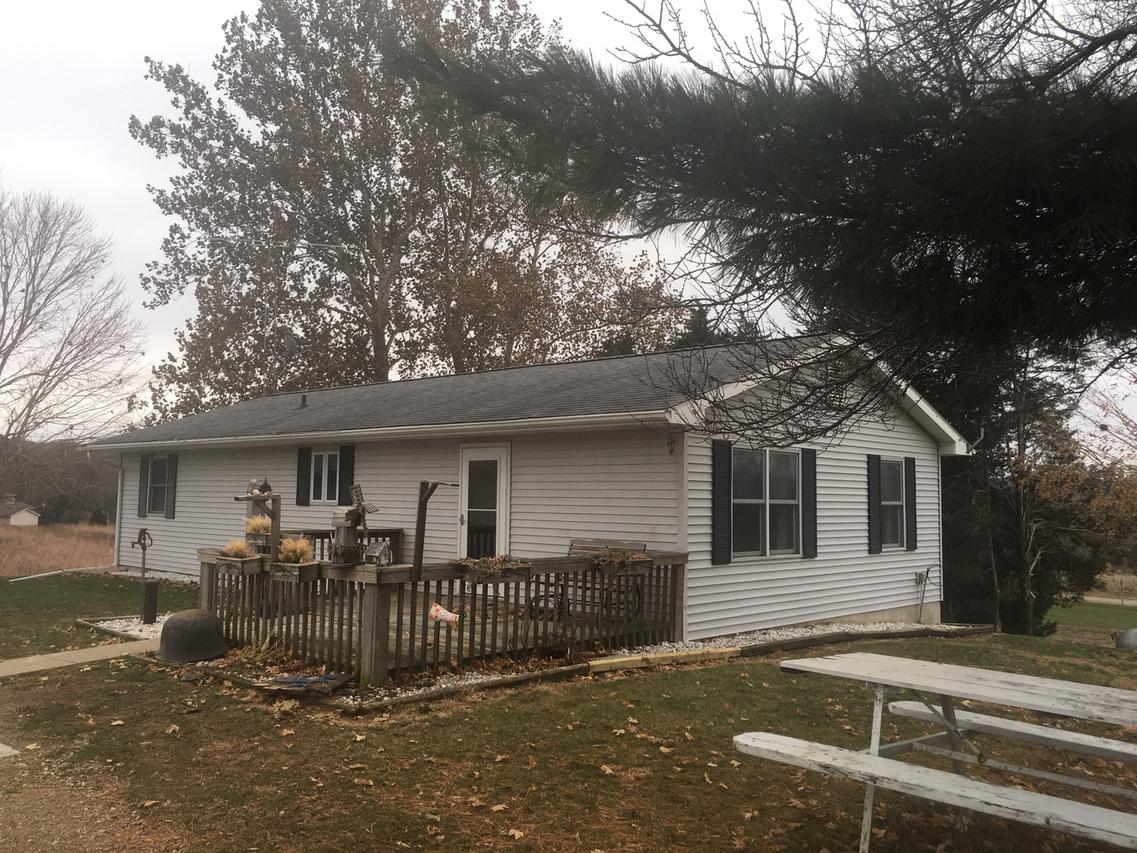 6096 Hwy 26, Hennepin, IL 61327