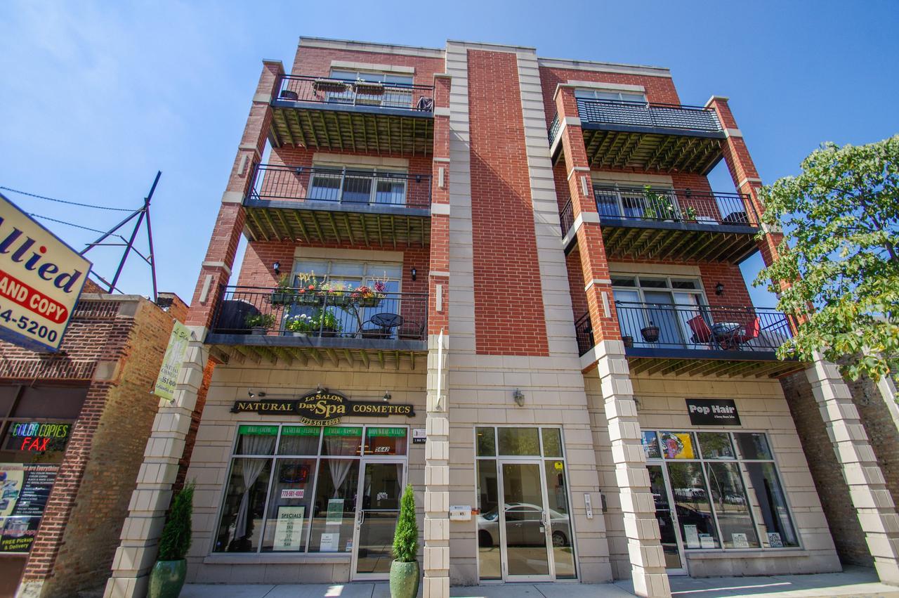5642 N Broadway St. #3S, Chicago, IL 60660