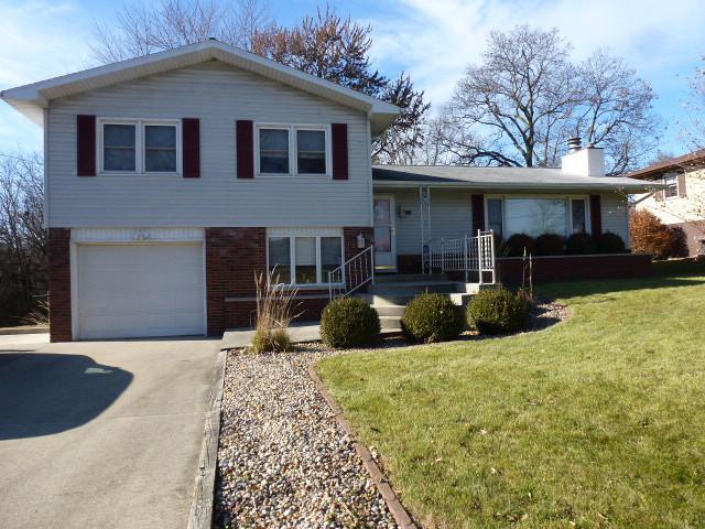 7167 Sunset Dr., Clinton, IL 61727