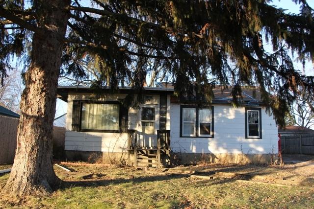 3854 University Ave., Gurnee, IL 60031