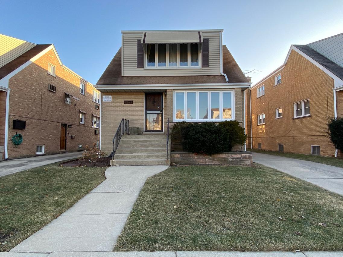 6129 W Leland Ave., Chicago, IL 60630