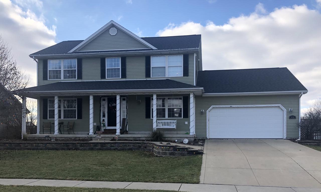 613 Hawthorne Dr., St. Joseph, IL 61873
