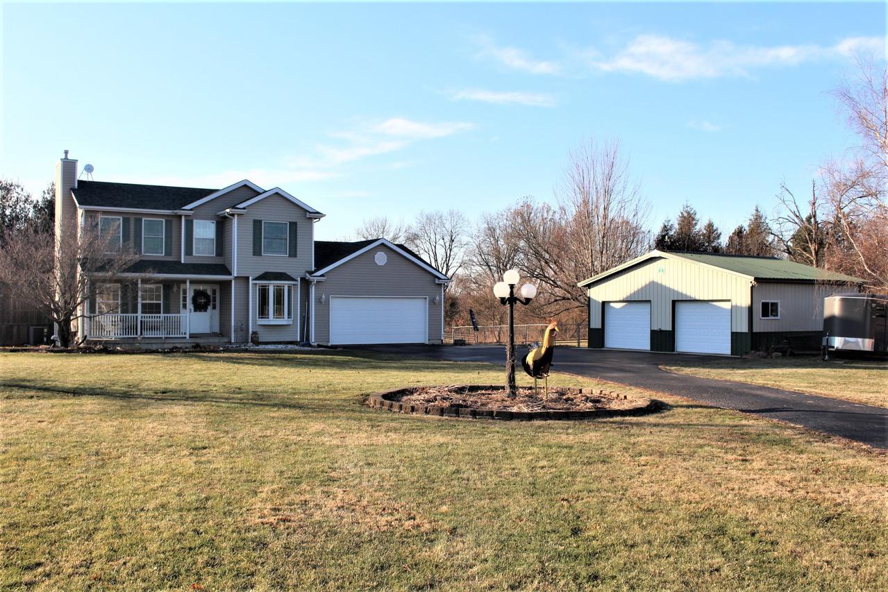4229 Brush College Rd., Clinton, IL 61727