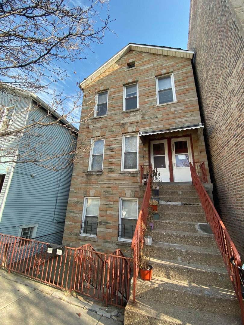 2569 S Emerald Ave., Chicago, IL 60616