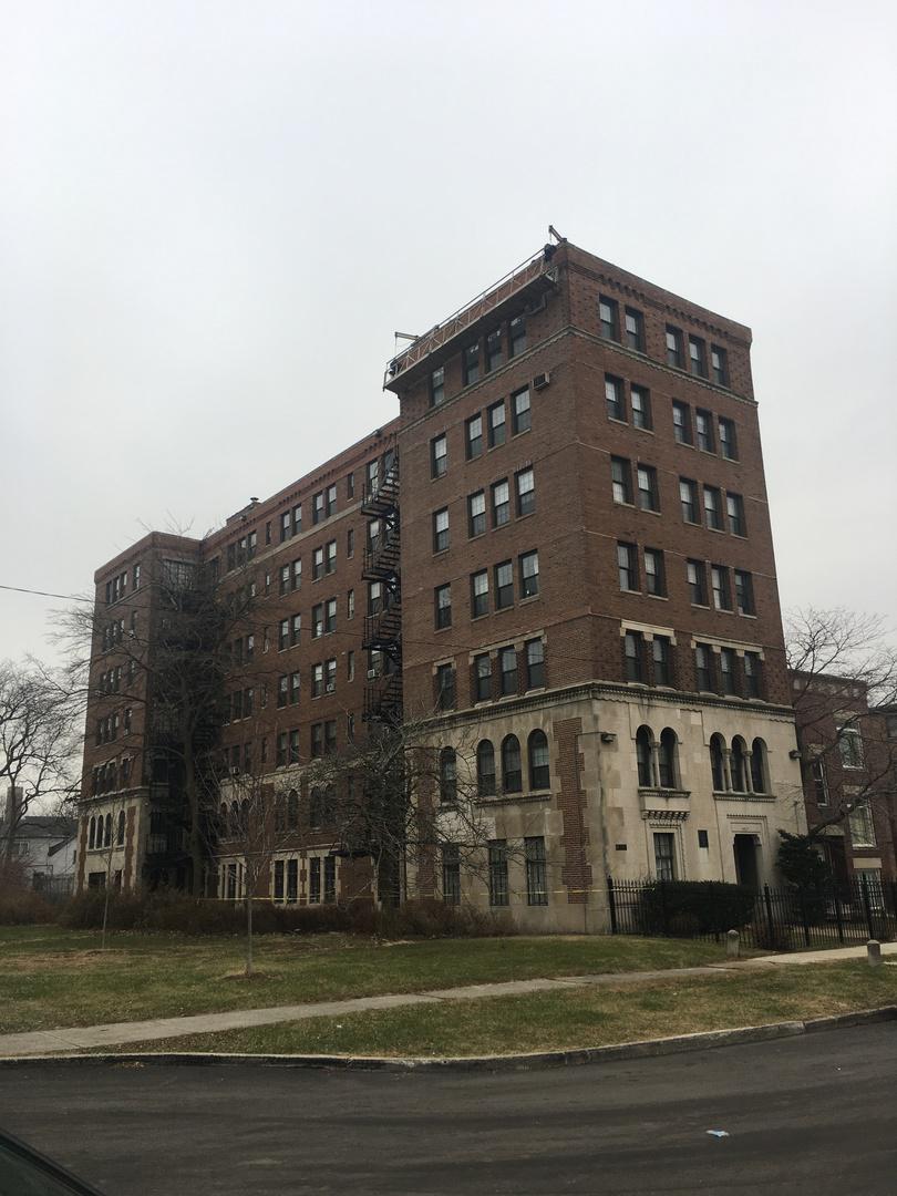 3017 E 78th St. #3A, Chicago, IL 60649