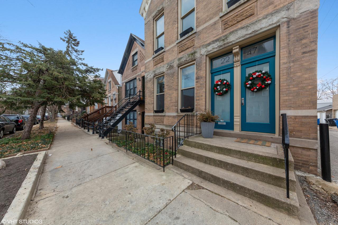 2247 W Belden Ave., Chicago, IL 60647
