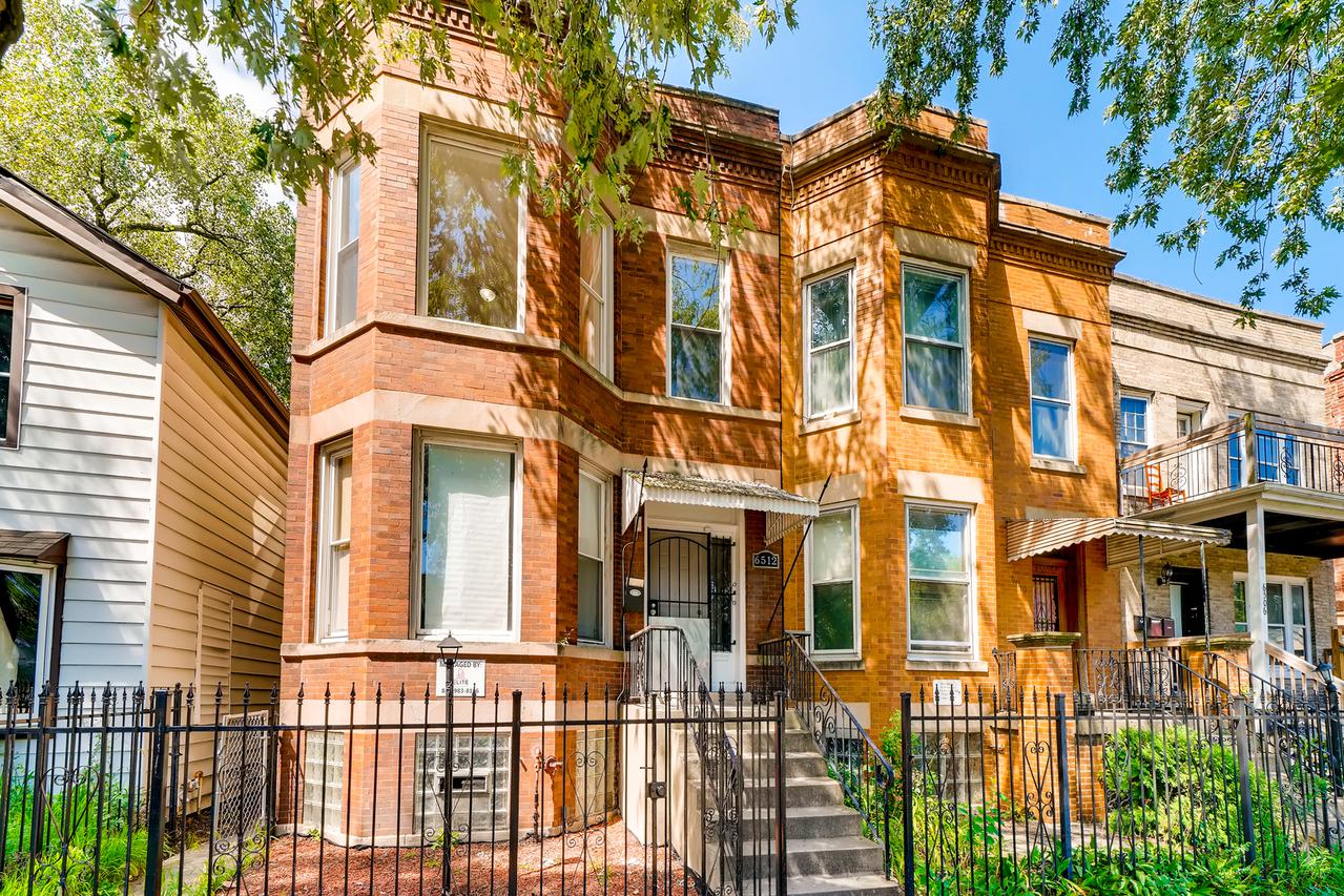 6512 S Champlain Ave., Chicago, IL 60637