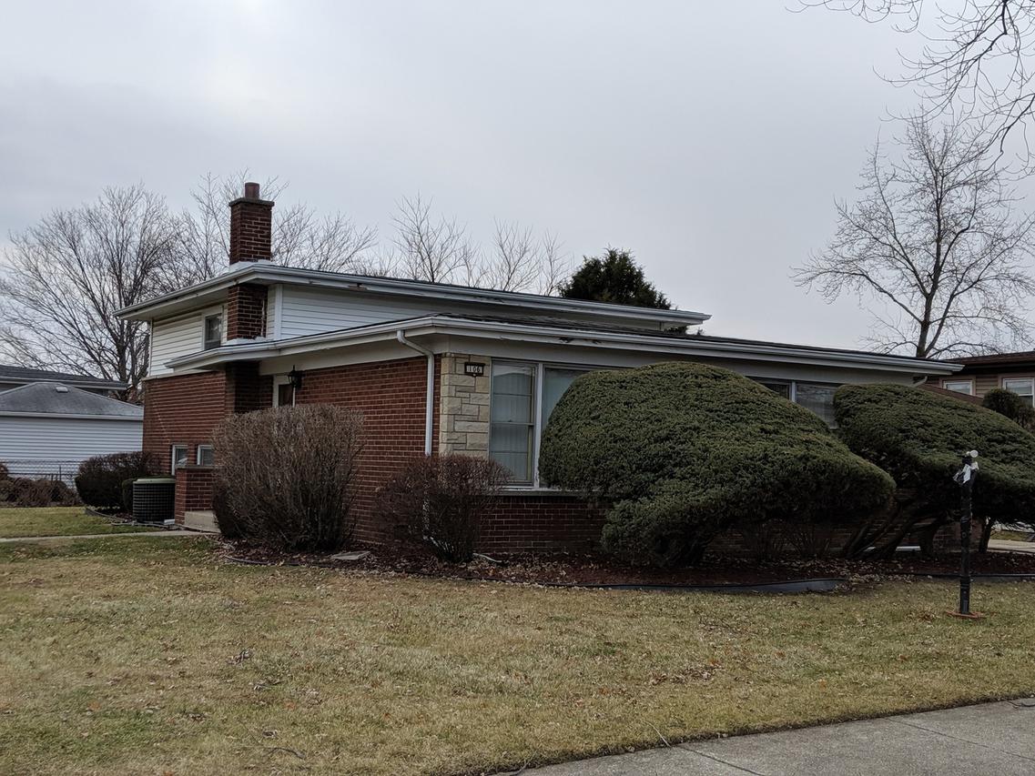 106 Kingston Pl., Chicago Heights, IL 60411