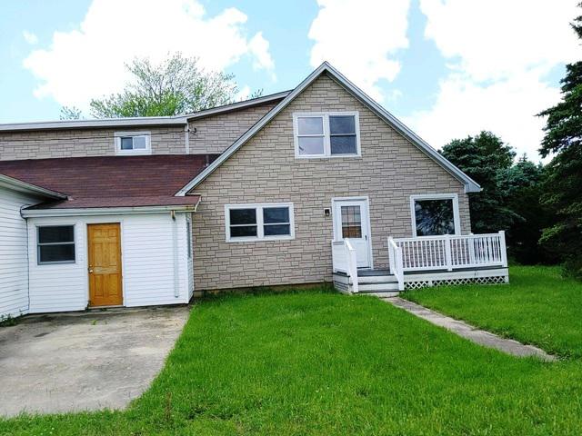 3377 Lee Rd., Lee, IL 60530