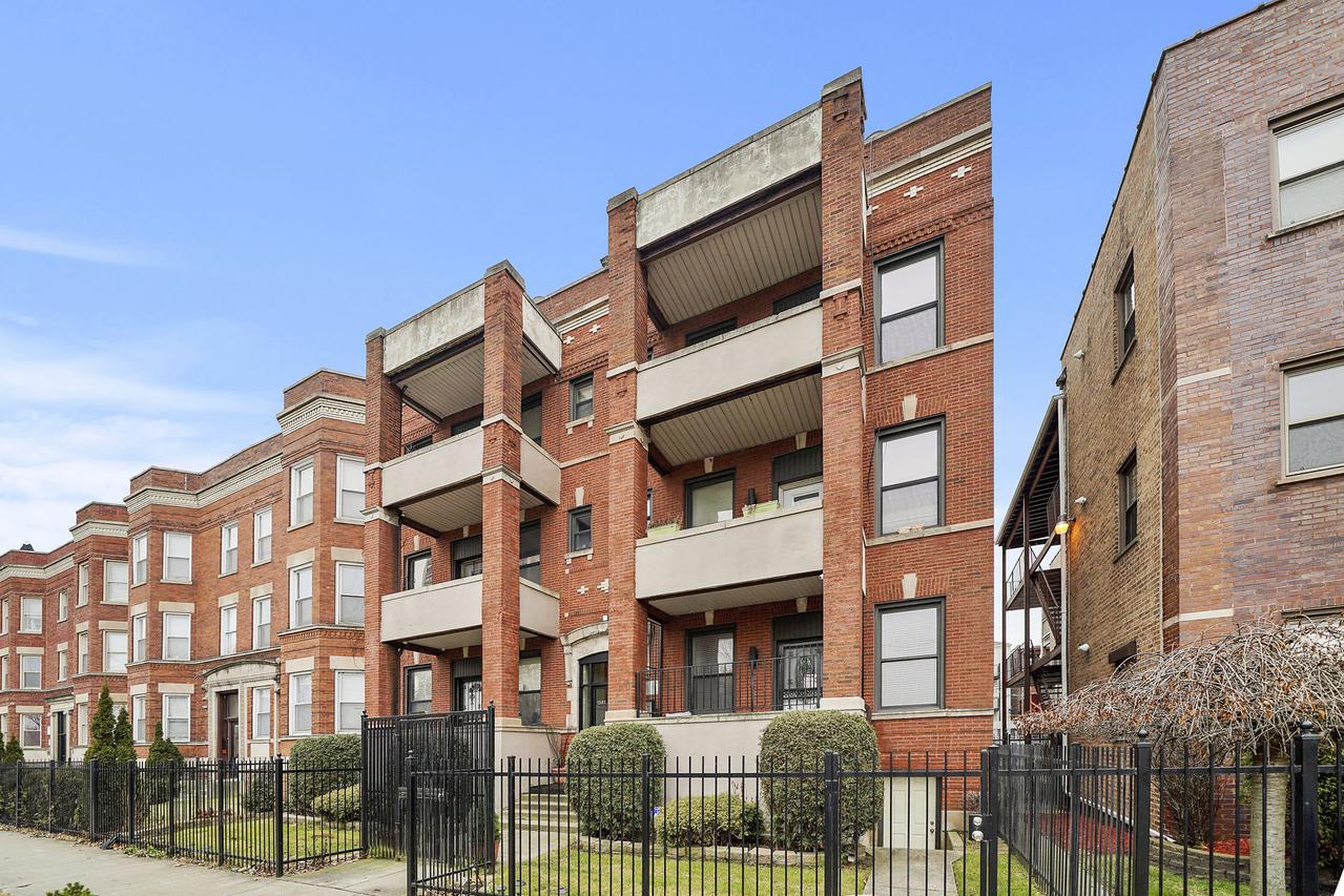 1525 E 65th St. #1, Chicago, IL 60637