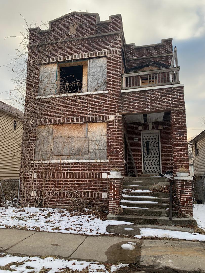 7632 S St Lawrence Ave., Chicago, IL 60619