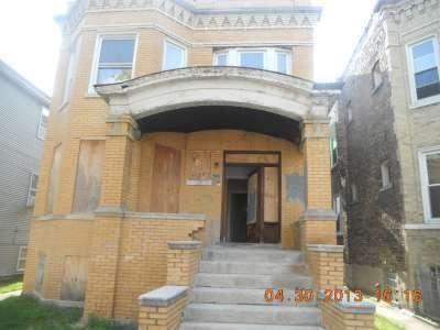 6932 S Peoria St., Chicago, IL 60621