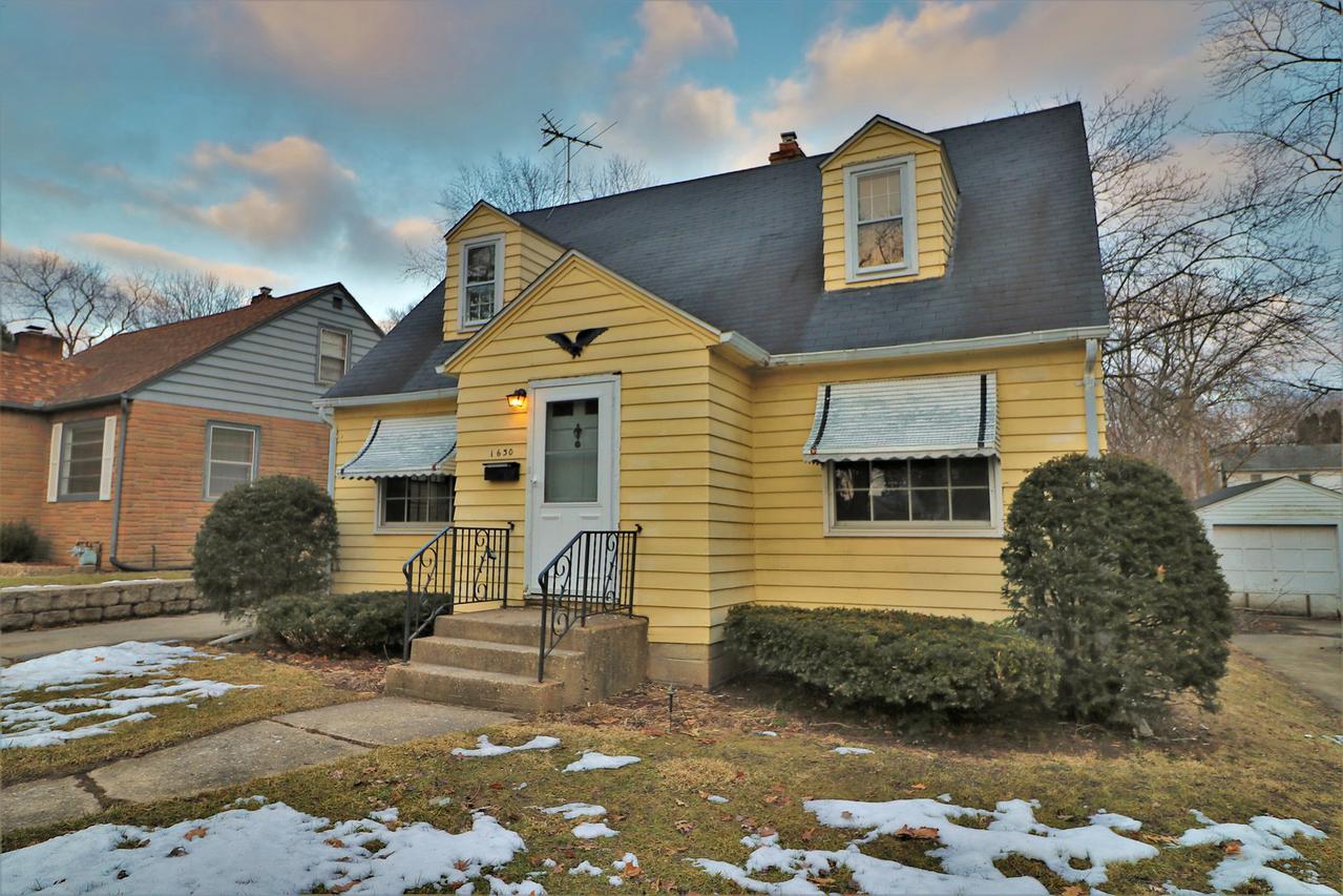 1630 Oregon Ave., Rockford, IL 61108