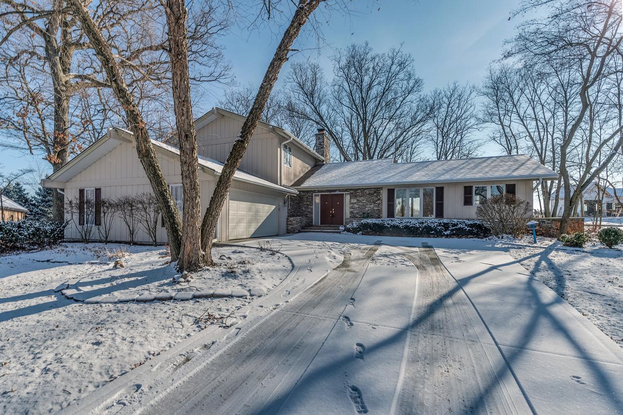 765 Leslie Ln., Frankfort, IL 60423