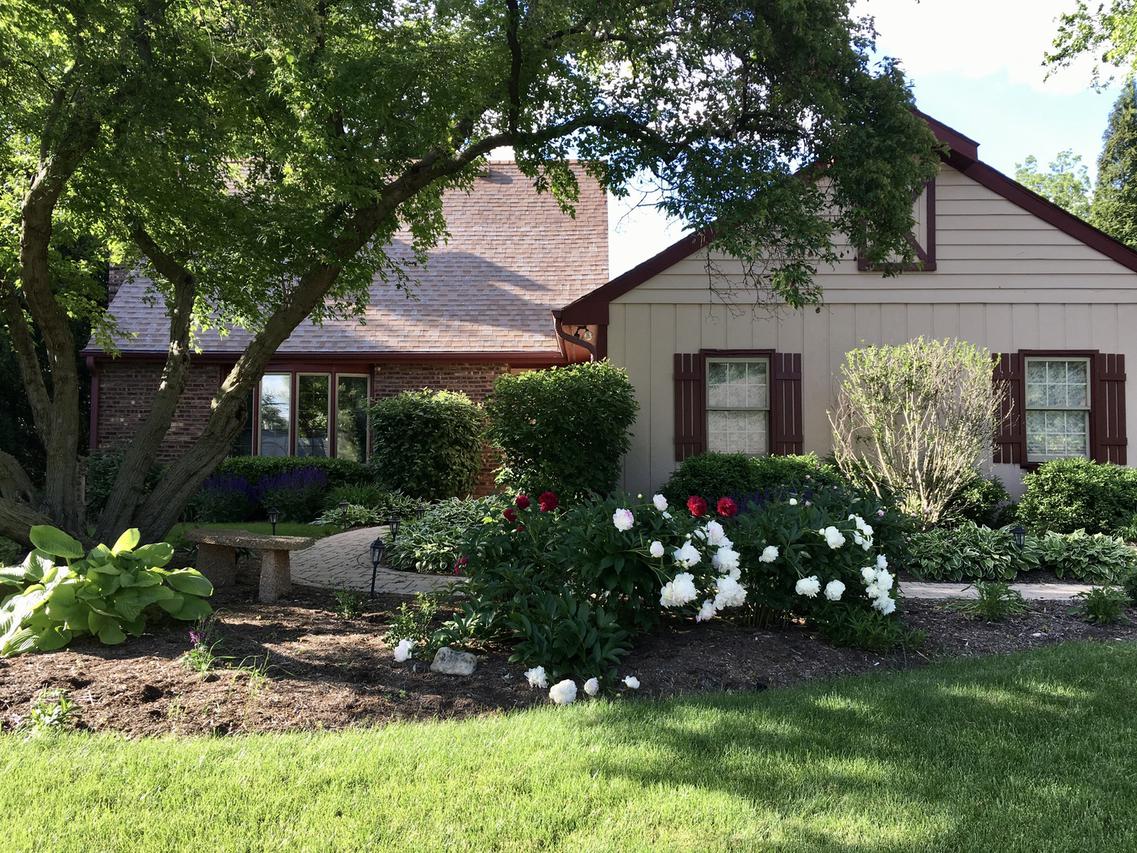 511 Barrington Ave., East Dundee, IL 60118