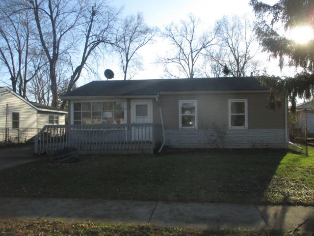 105 Cedar Cir., Streamwood, IL 60107