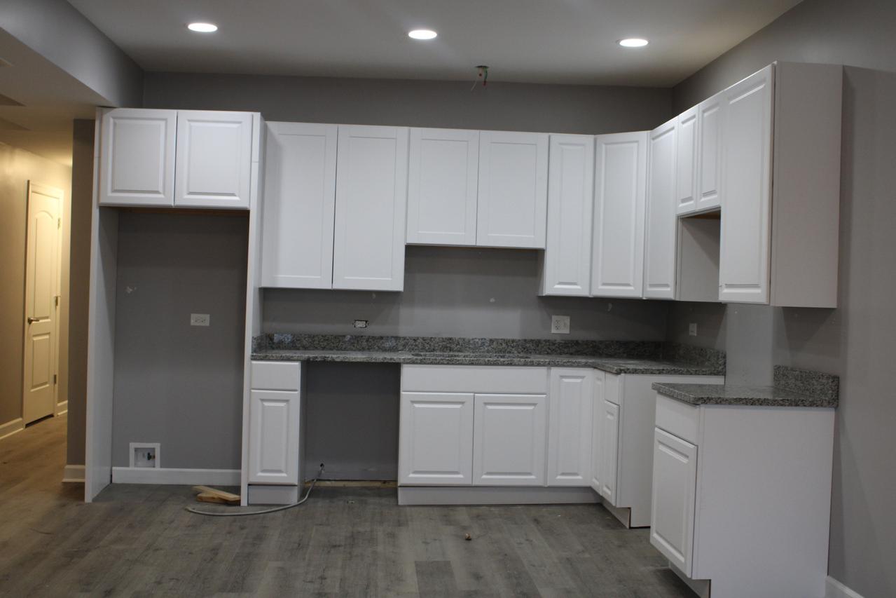 7811 S Marquette Ave., Chicago, IL 60649