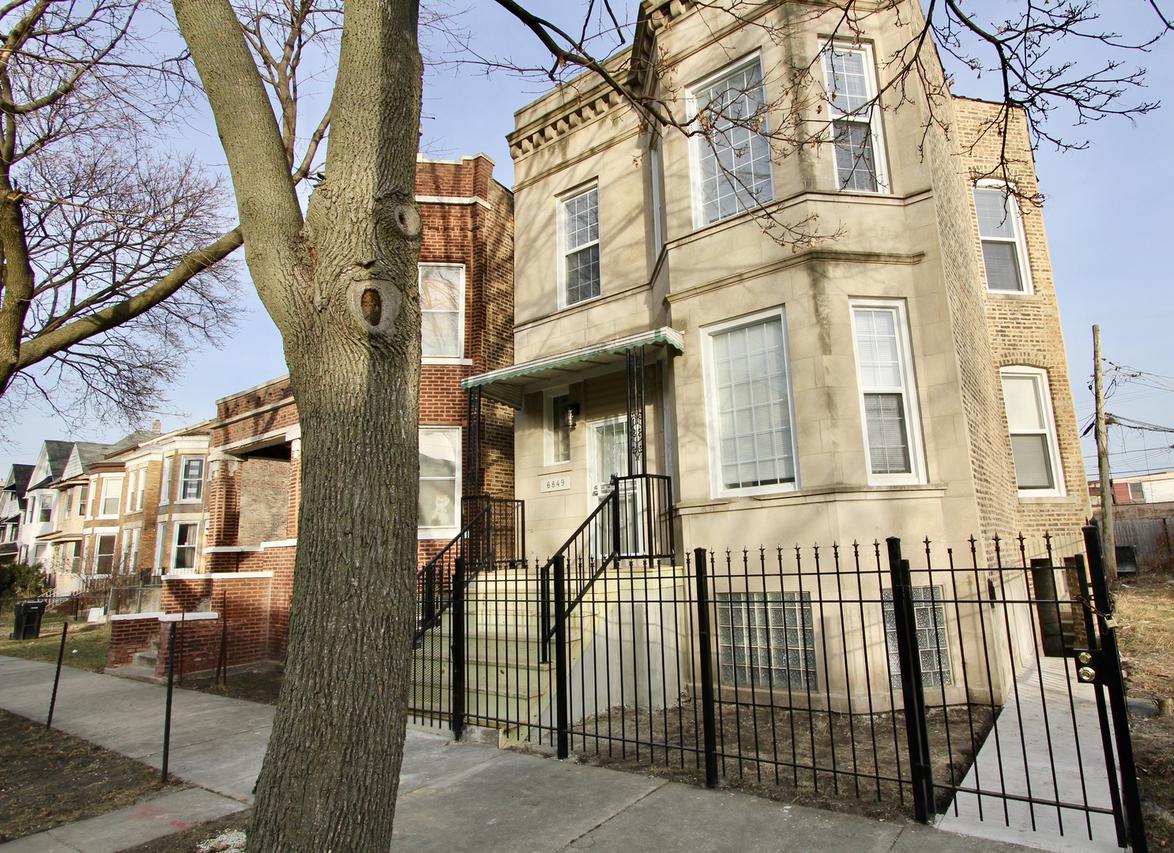 6849 S Calumet Ave., Chicago, IL 60637