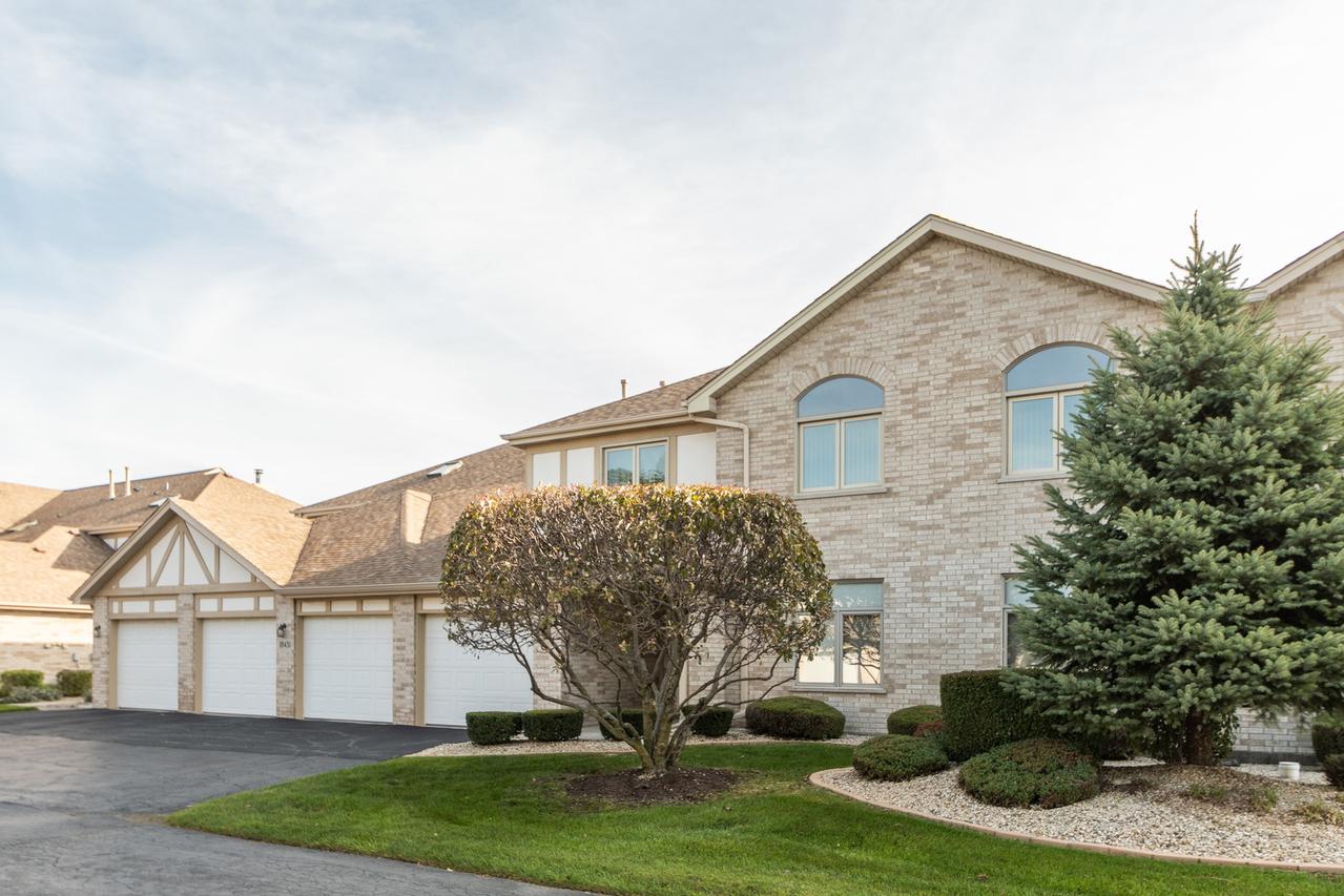 18431 Pine Cone Dr. #4, Tinley Park, IL 60477