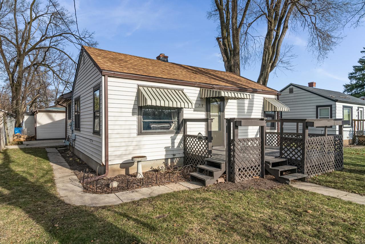 318 Harlem Rd., Machesney Park, IL 61115