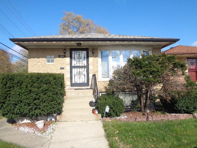 1506 W Vermont Ave., Calumet Park, IL 60827