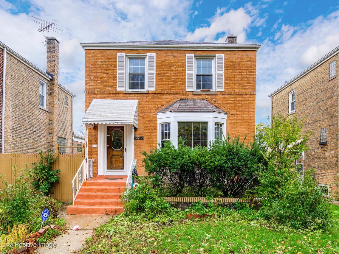 5647 W Roscoe St., Chicago, IL 60634