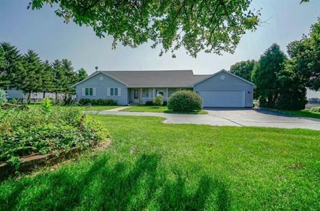 8275 N Kilbuck Rd., Monroe Center, IL 61052