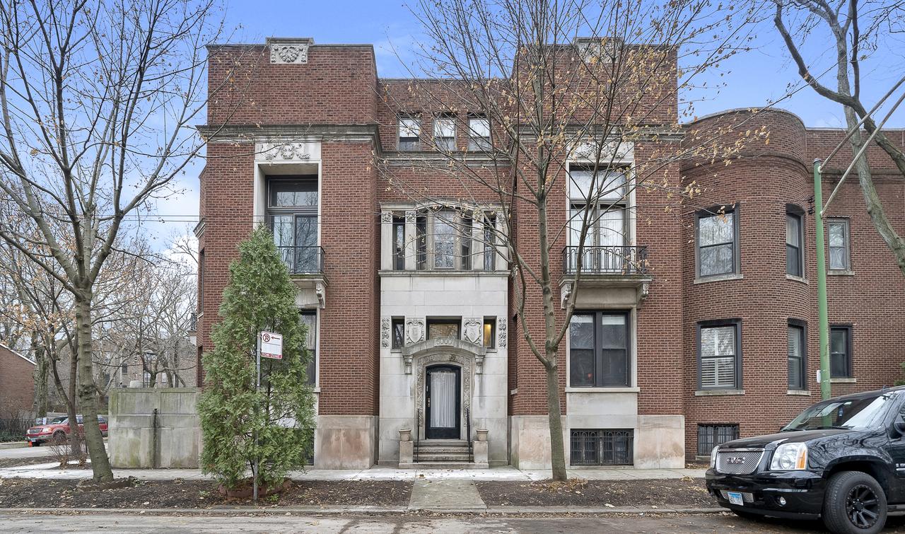 5000 S Woodlawn Ave., Chicago, IL 60615
