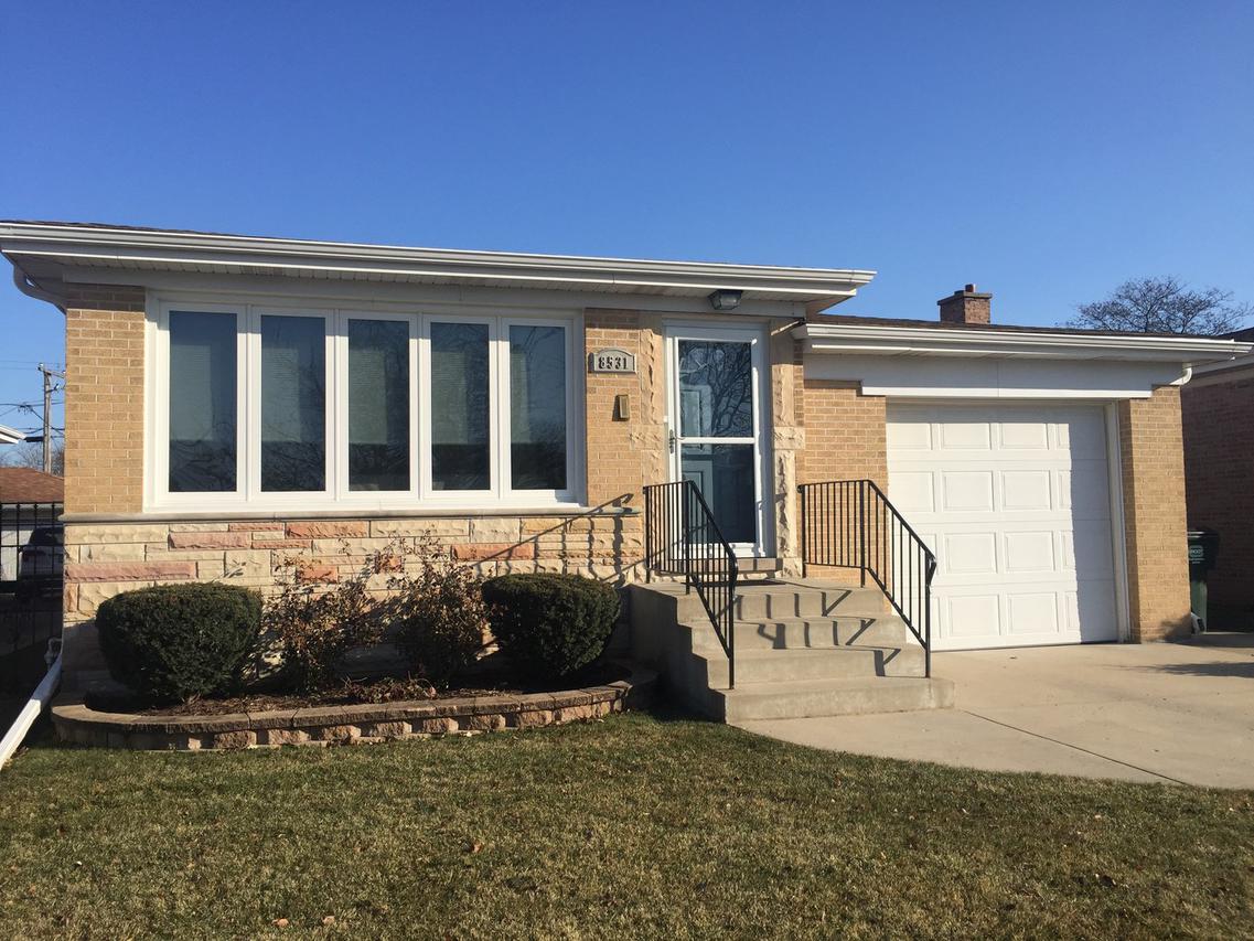 8531 N Ozanam Ave., Niles, IL 60714