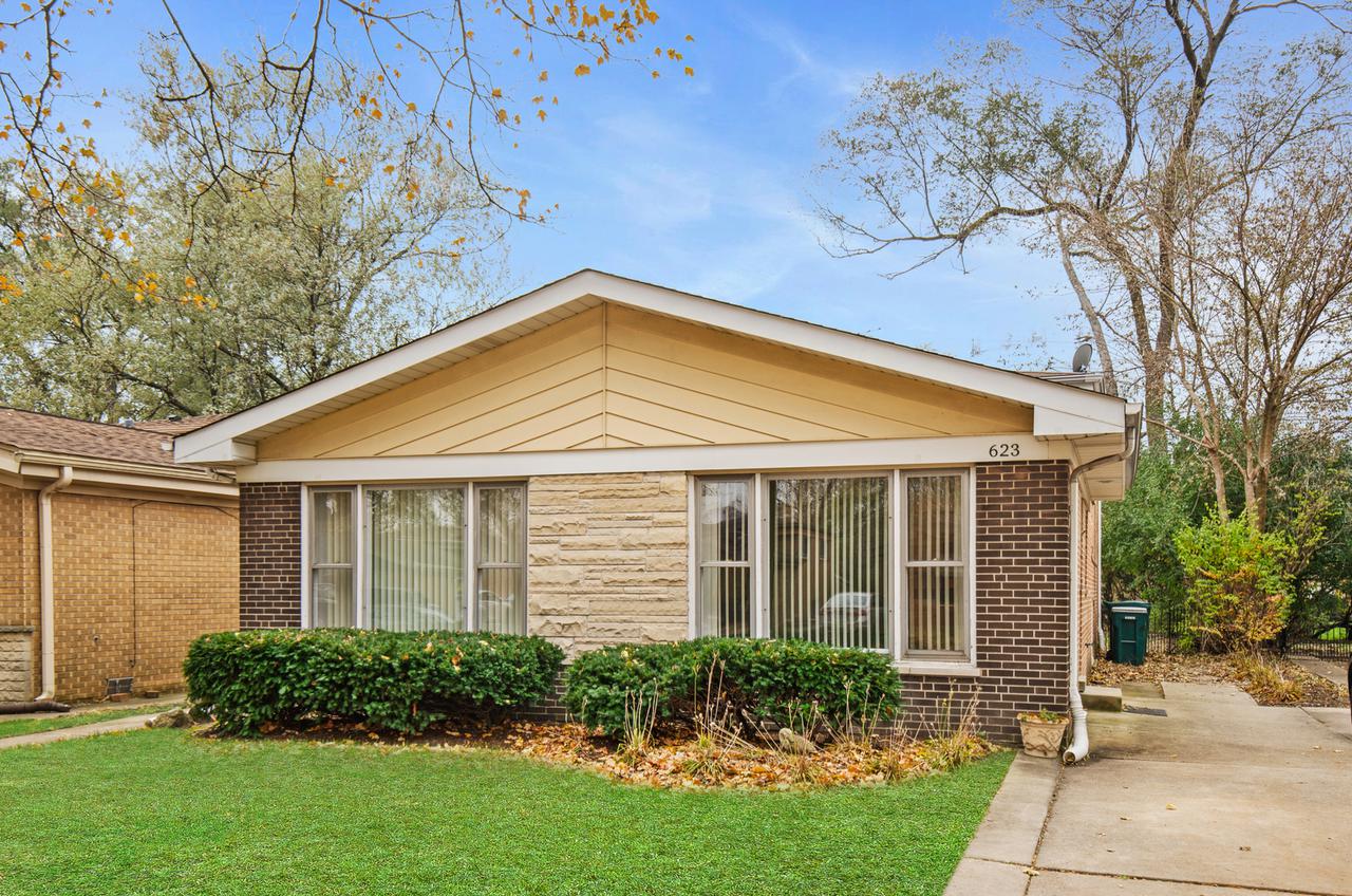 623 Leamington Ave., Wilmette, IL 60091