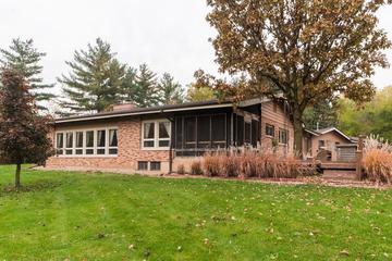 24072 N 1st St., Sycamore, IL 60178