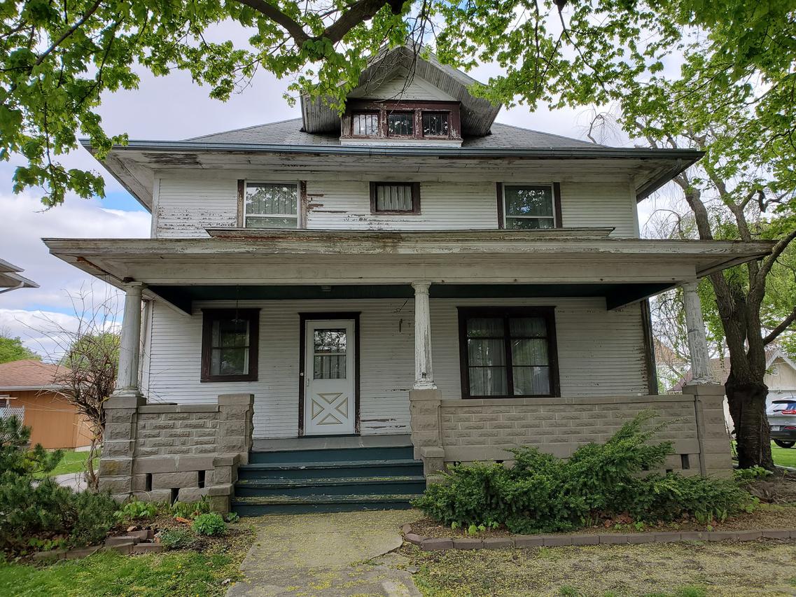 308 N Division Ave., Polo, IL 61064