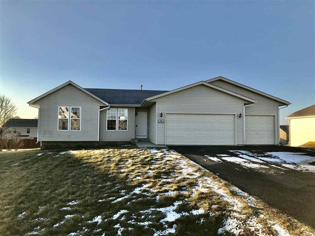 706 Ballymore Rd., Roscoe, IL 61073