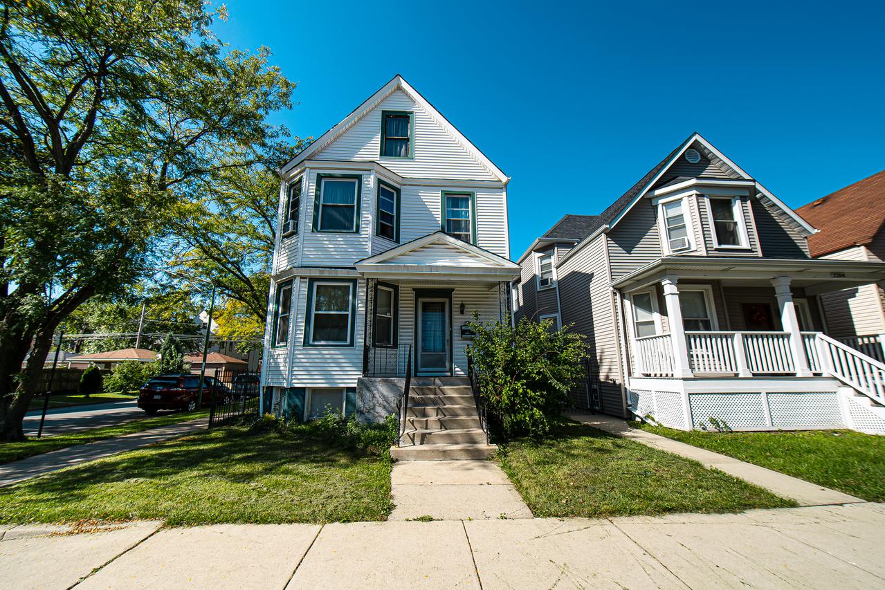 2200 N Kenneth Ave., Chicago, IL 60639
