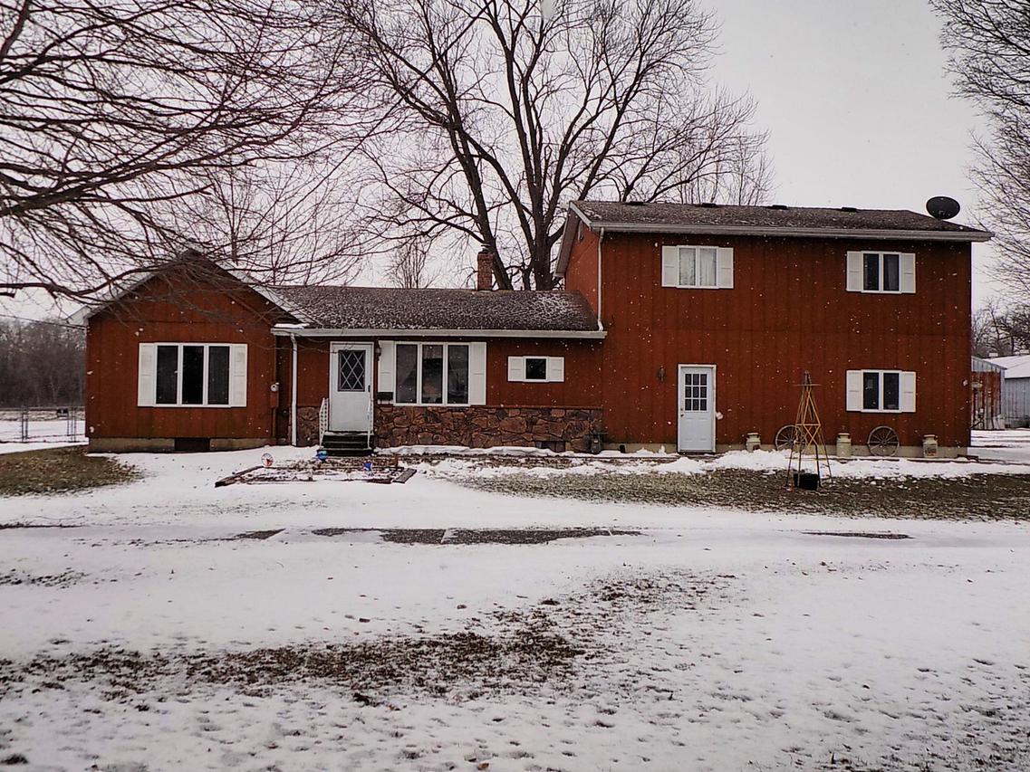 308 E 6th St., Long Point, IL 61333