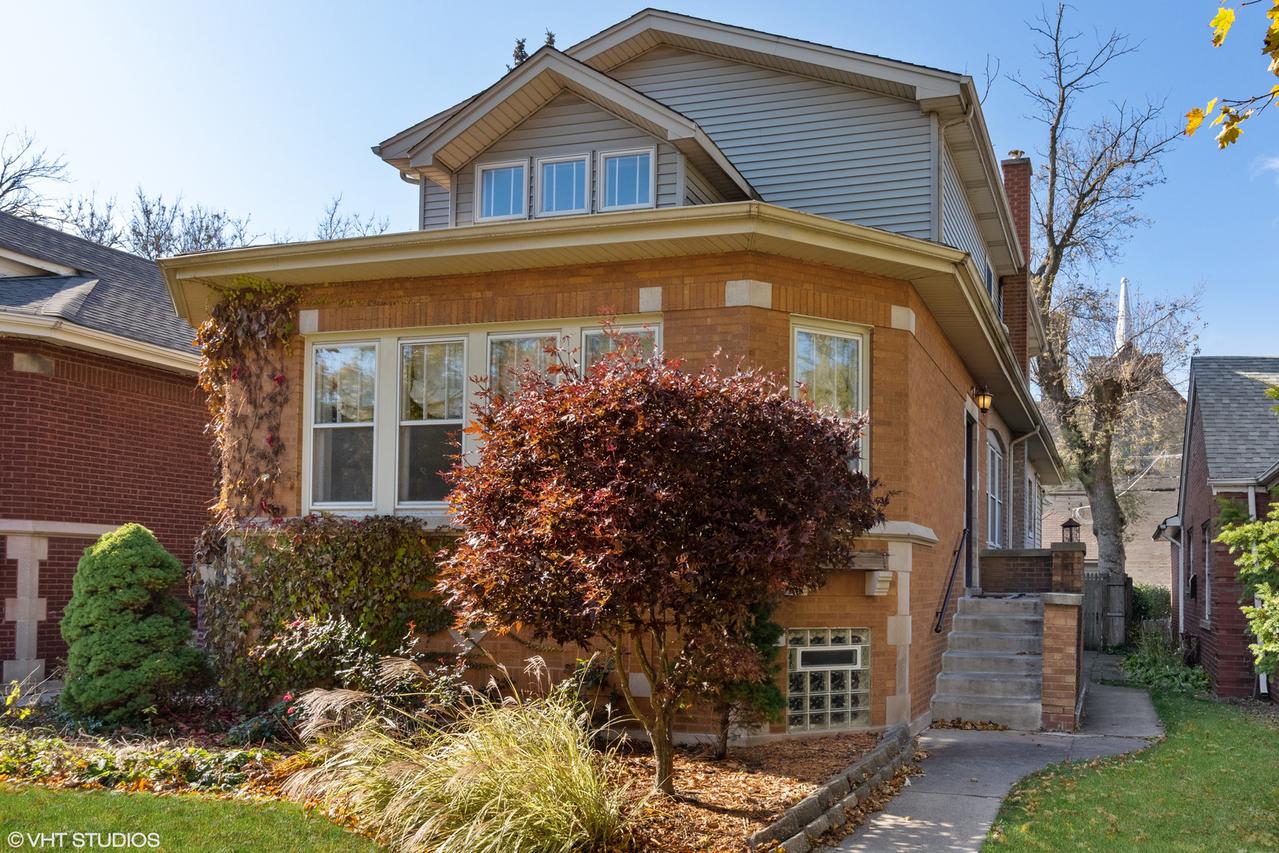 10502 S Bell Ave., Chicago, IL 60643