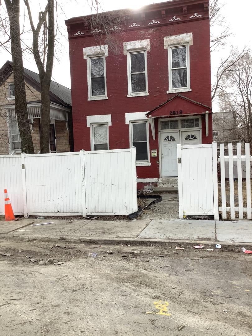 2819 W Lexington St., Chicago, IL 60612