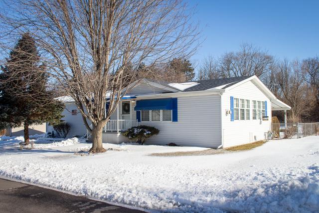 8523 Springwood Ct., Roscoe, IL 61073