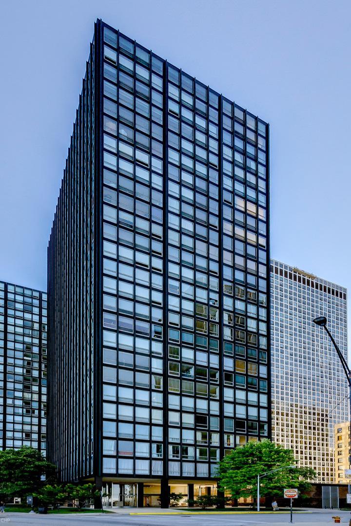 880 N Lake Shore Dr. #17D, Chicago, IL 60611