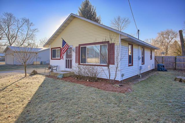 305 W Vine St., Tolono, IL 61880