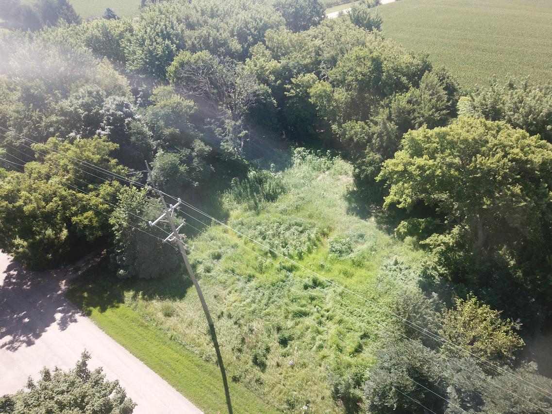 3471 E Lamm Rd., Freeport, IL 61032