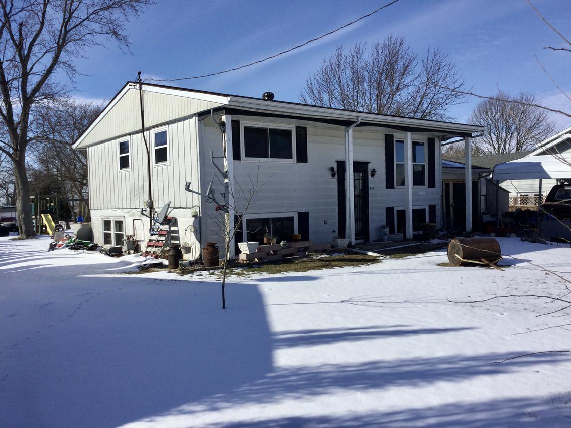 216 N Franklin St., Sibley, IL 61773